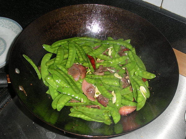 腊肉荷兰豆步骤12