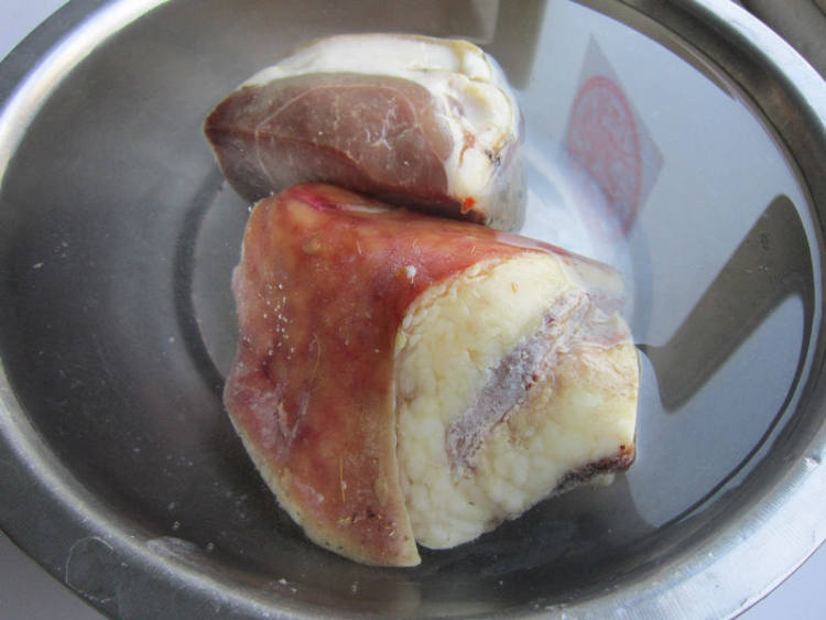 香菇炖腊肉步骤4