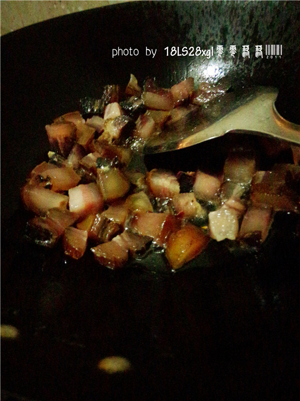 土豆腊肉焖饭步骤6