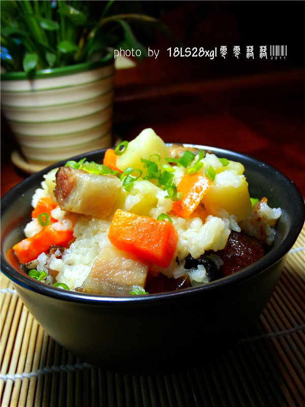 土豆腊肉焖饭步骤12