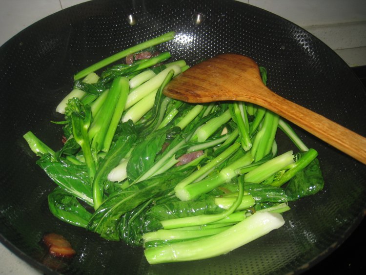 腊味炒迟菜心步骤6