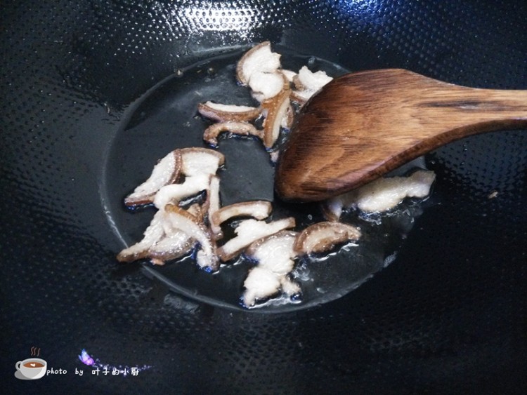 香芹炒腊肉步骤7