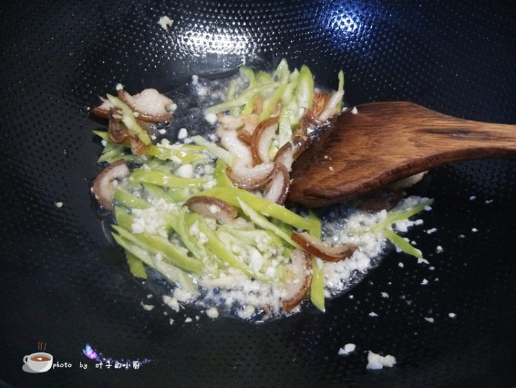 香芹炒腊肉步骤8