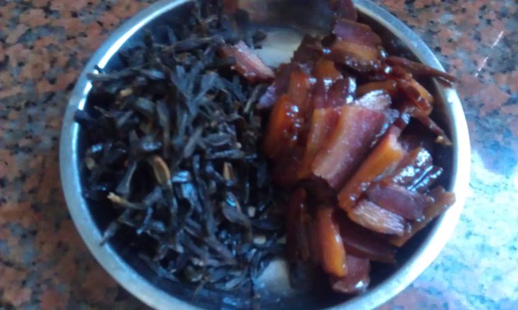 豇豆干炒腊肉步骤2