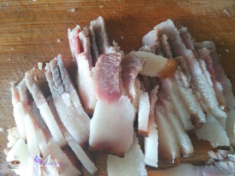 抱子芥炒腊肉步骤6