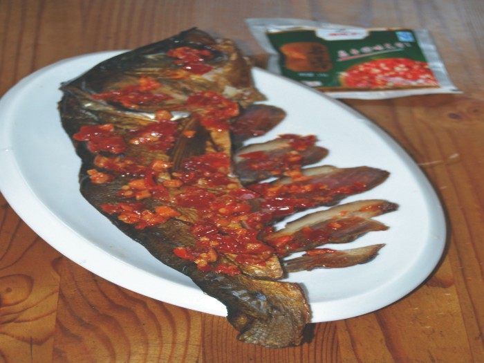腊肉蒸鱼步骤4