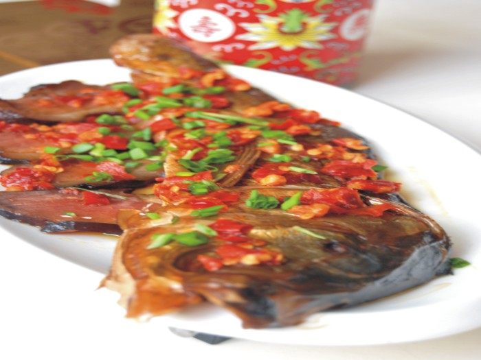 腊肉蒸鱼步骤7