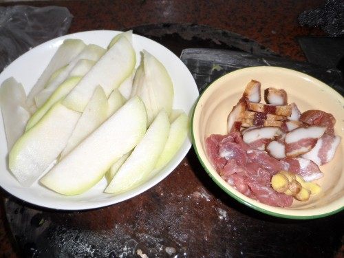 腊肉炒大头菜步骤2