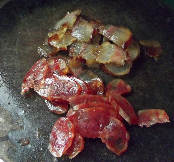 腊味炒菜心步骤2