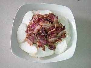 杏鲍菇蒸腊肉步骤8