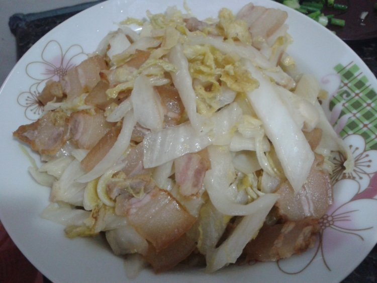 腊肉炒大白菜步骤6