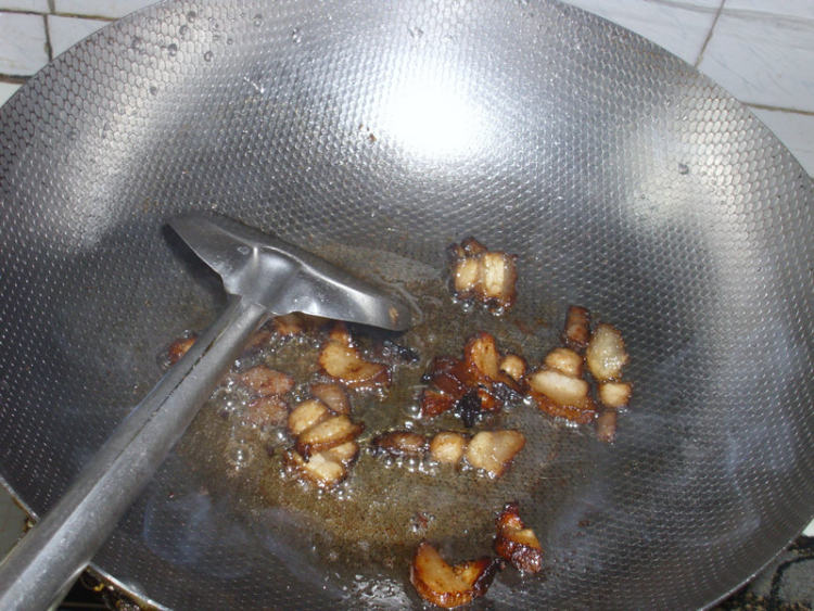 腊肉菠菜炒粉皮步骤4