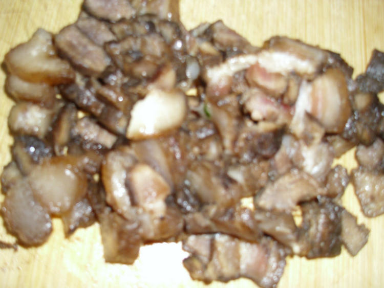 腊肉菠菜炒粉皮步骤2