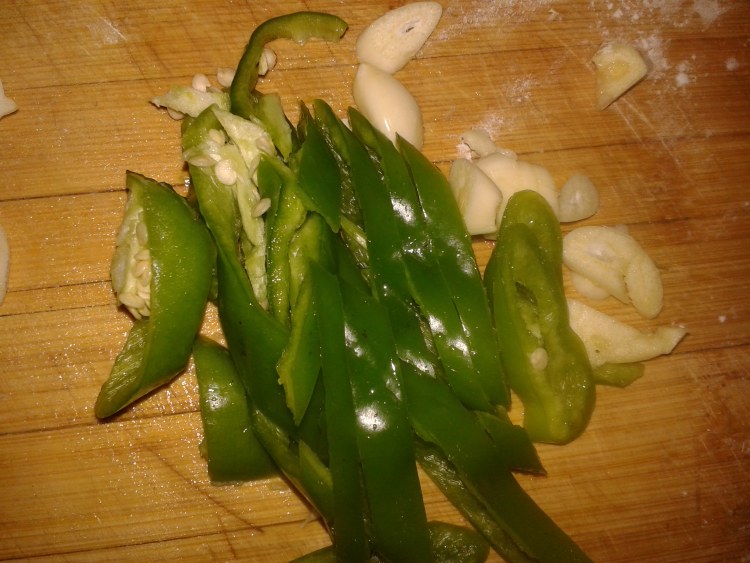 腊肉白菜步骤3