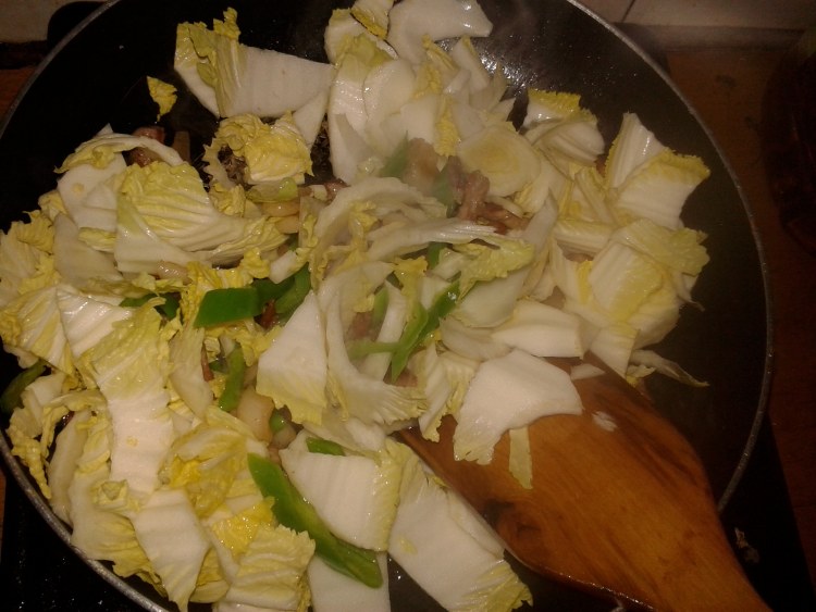 腊肉白菜步骤6