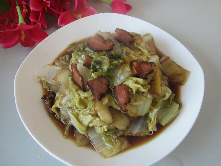 腊肉炒白菜步骤8