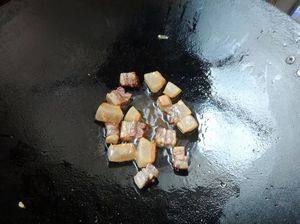 腊肉煸炒茭白步骤4