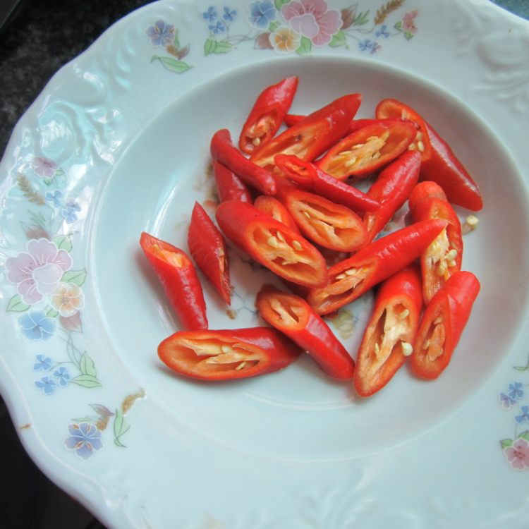 红烧大块腊肉步骤1