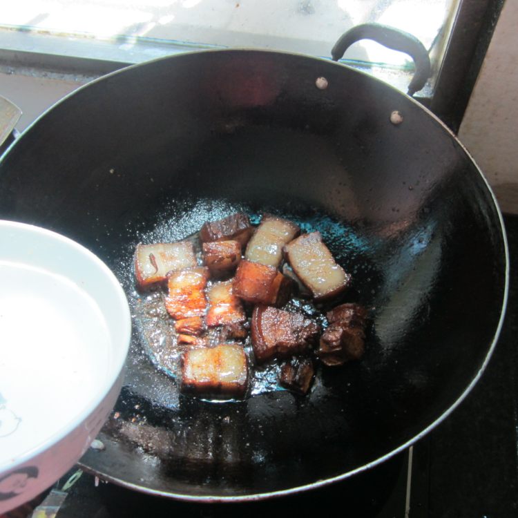红烧大块腊肉步骤6