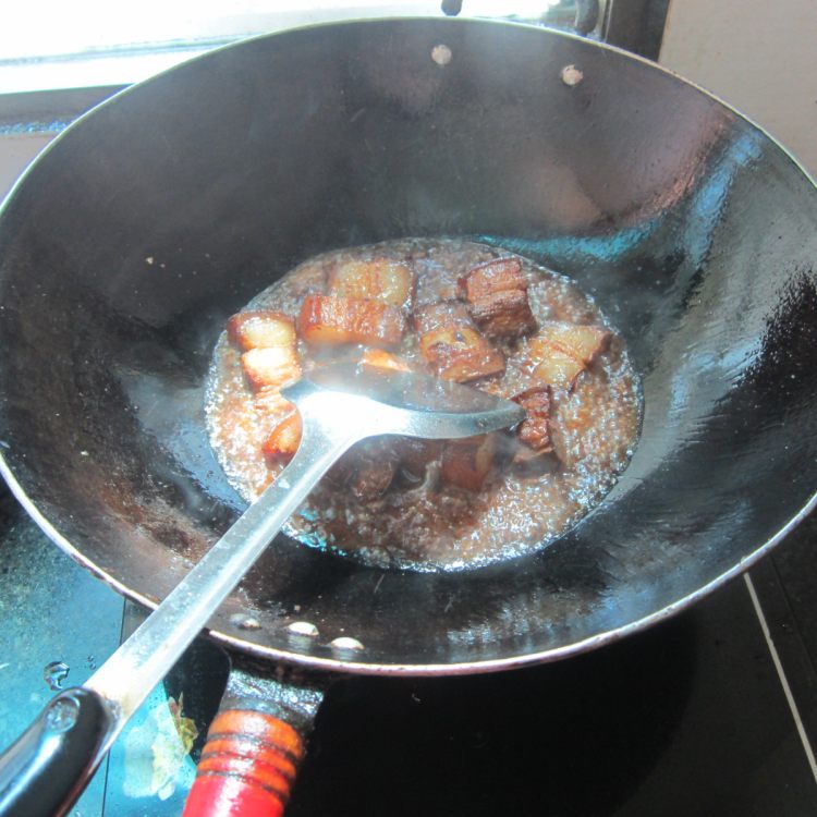 红烧大块腊肉步骤8
