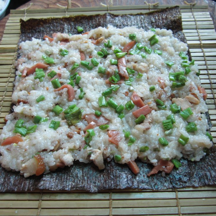 糯饭腊肉海苔卷步骤11