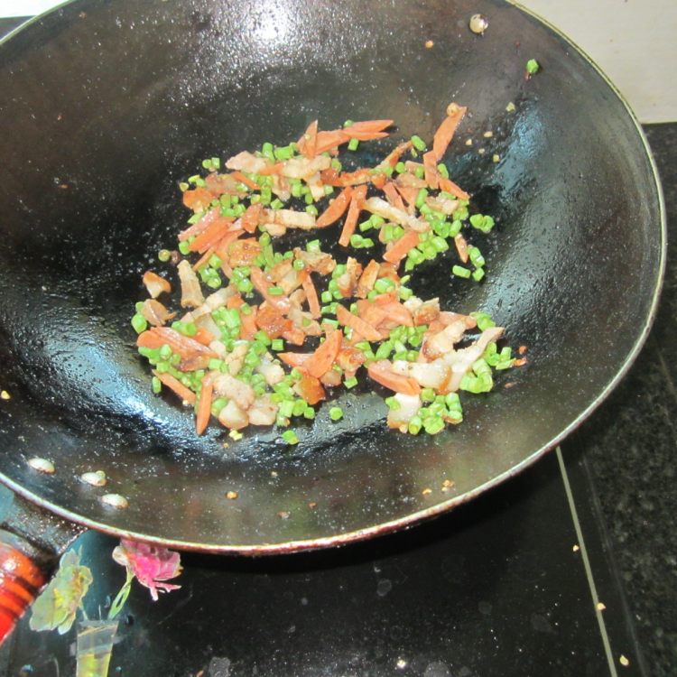 肉花肠寿司团步骤7