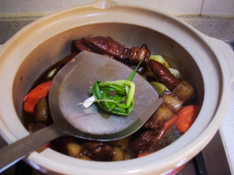 腊味土豆砂锅煲步骤12
