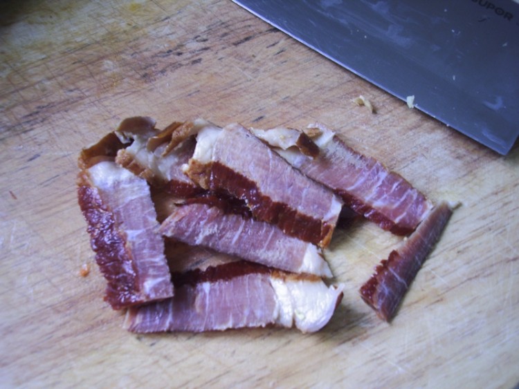 腊味土豆砂锅煲步骤3