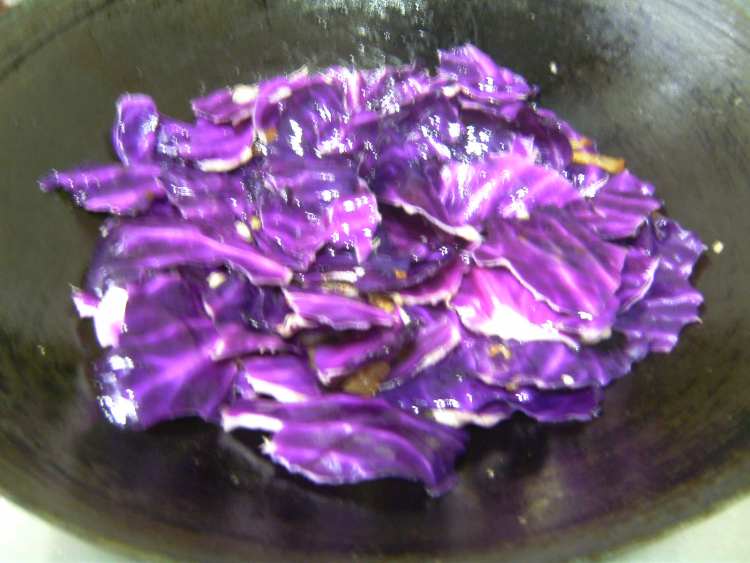 手撕紫包菜步骤13
