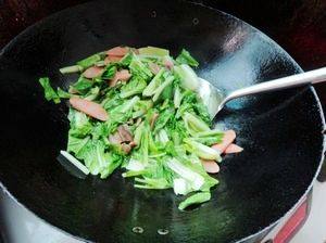 腊肉火腿炒白菜步骤6