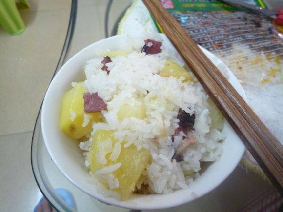 土豆焖饭步骤7