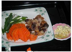 拌饭酱腊肉炒菜花步骤2