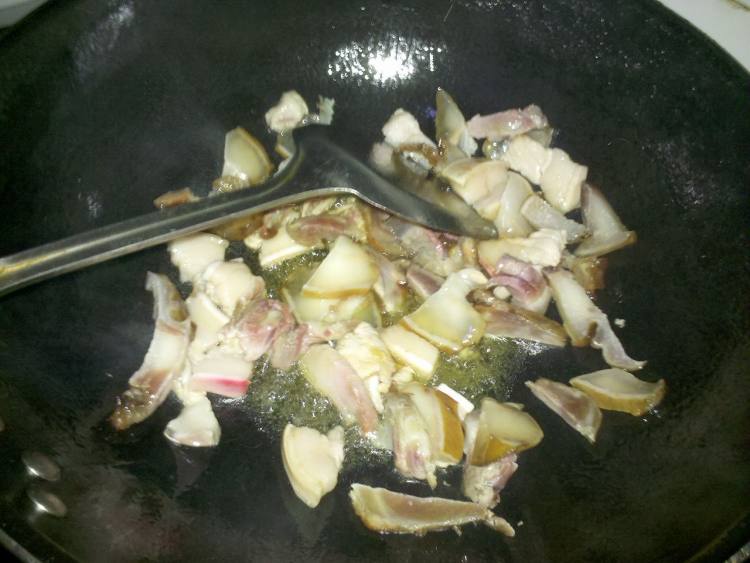 腊肉青豆步骤3