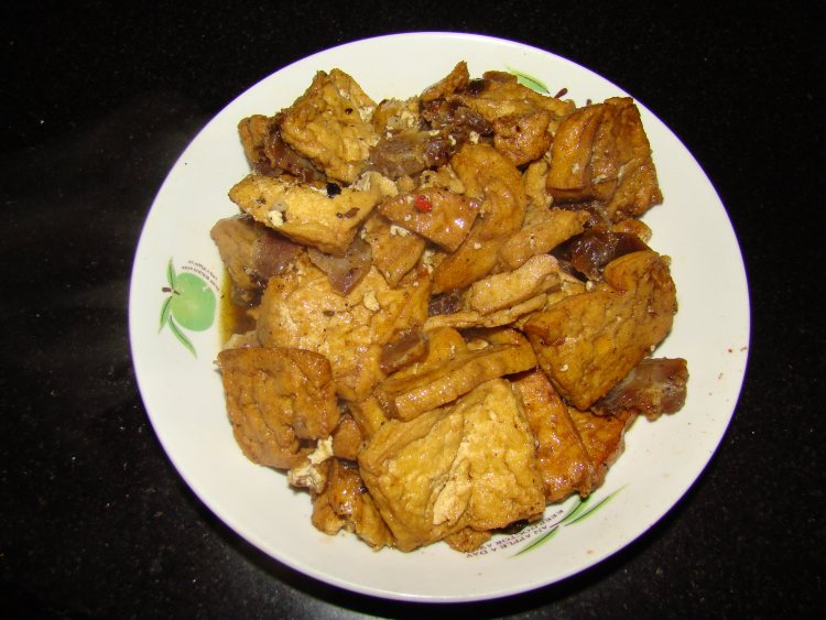 腊肉烧豆腐步骤7