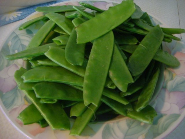 腊肉炒双豆步骤5