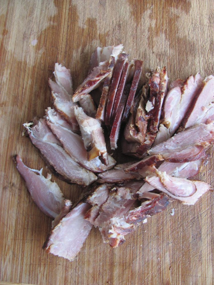 腊肉粉蒸土豆步骤4