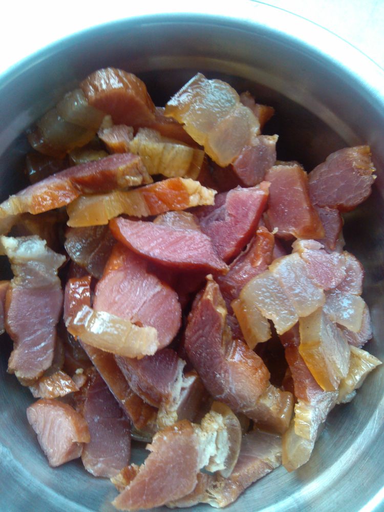大葱炒腊肉步骤5