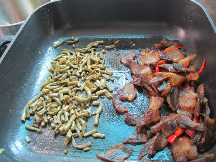 酸辣腊肉步骤5