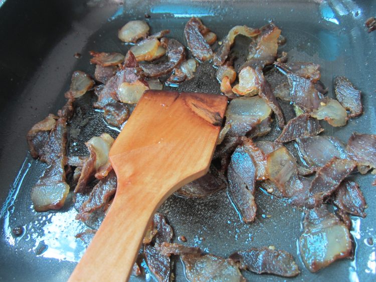 酸辣腊肉步骤3
