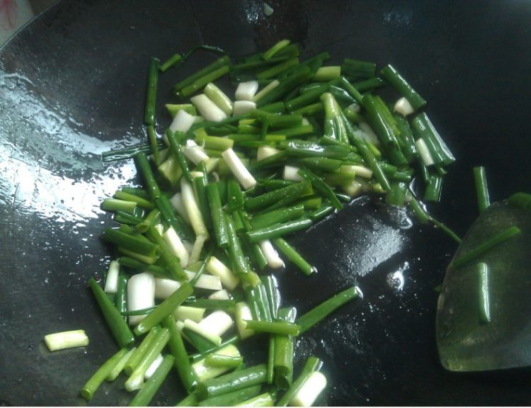 葱香腊肉步骤4