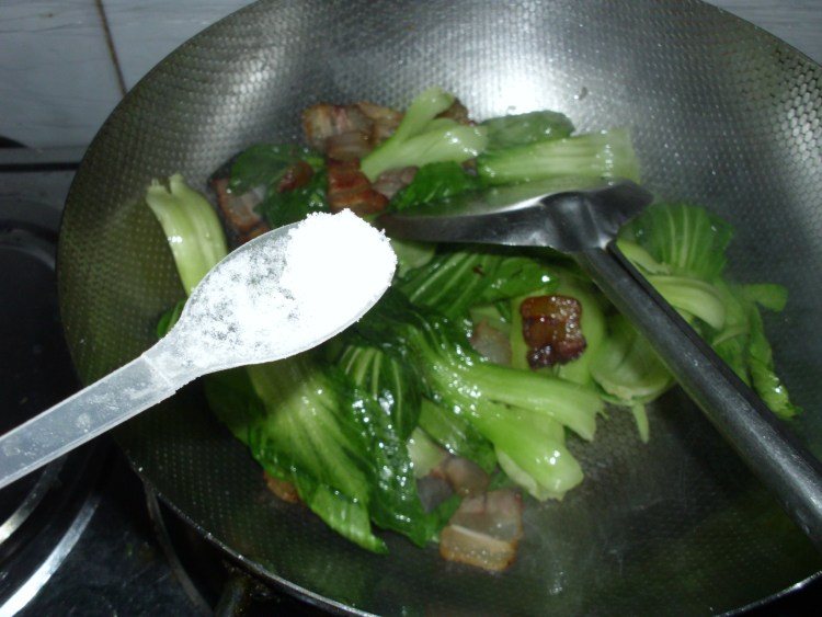 腊肉油菜步骤5