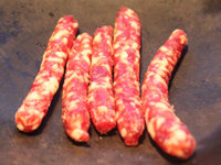 胡兰豆炒腊肠步骤2