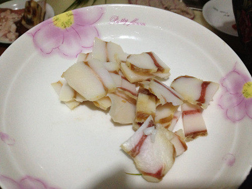 腊肉炒菜苔步骤3
