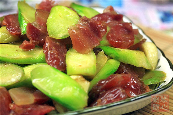 芥蓝炒腊味步骤10