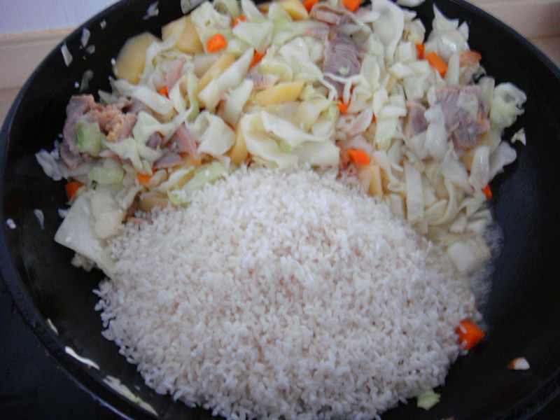 腊肉土豆菜饭步骤10