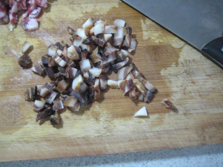 腊味豇豆焖饭步骤3