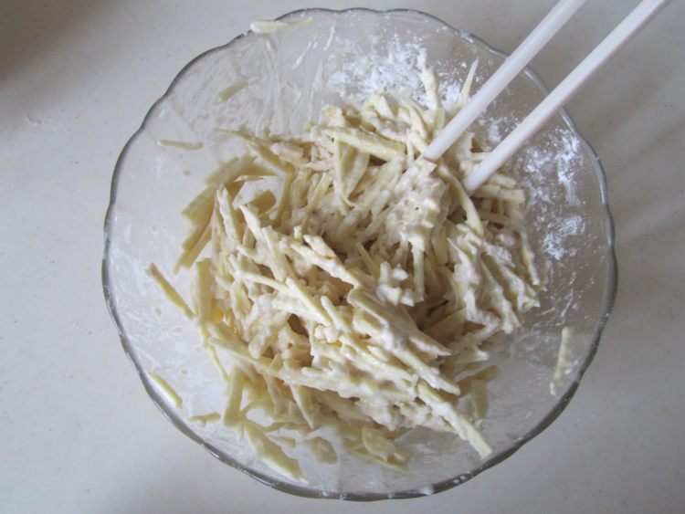 火腿杂蔬红薯披萨步骤4