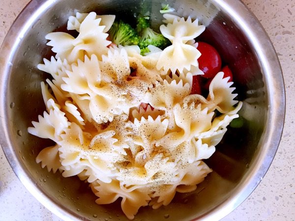 蝴蝶意面沙拉#百味来步骤11