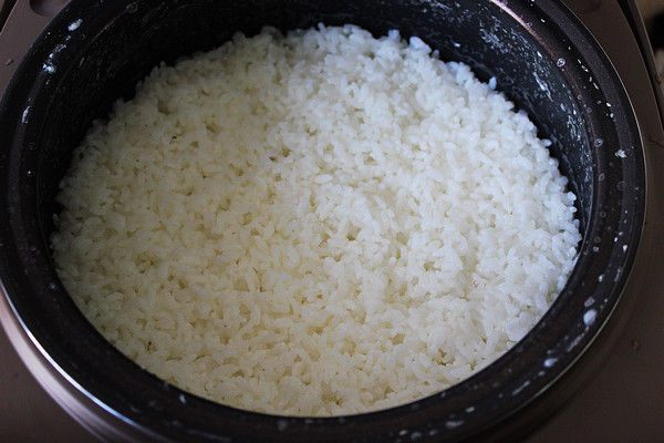 什锦泡菜炒饭步骤4