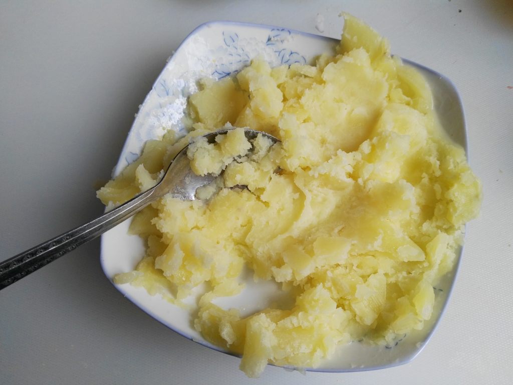泡面芝士土豆球#小虾步骤6